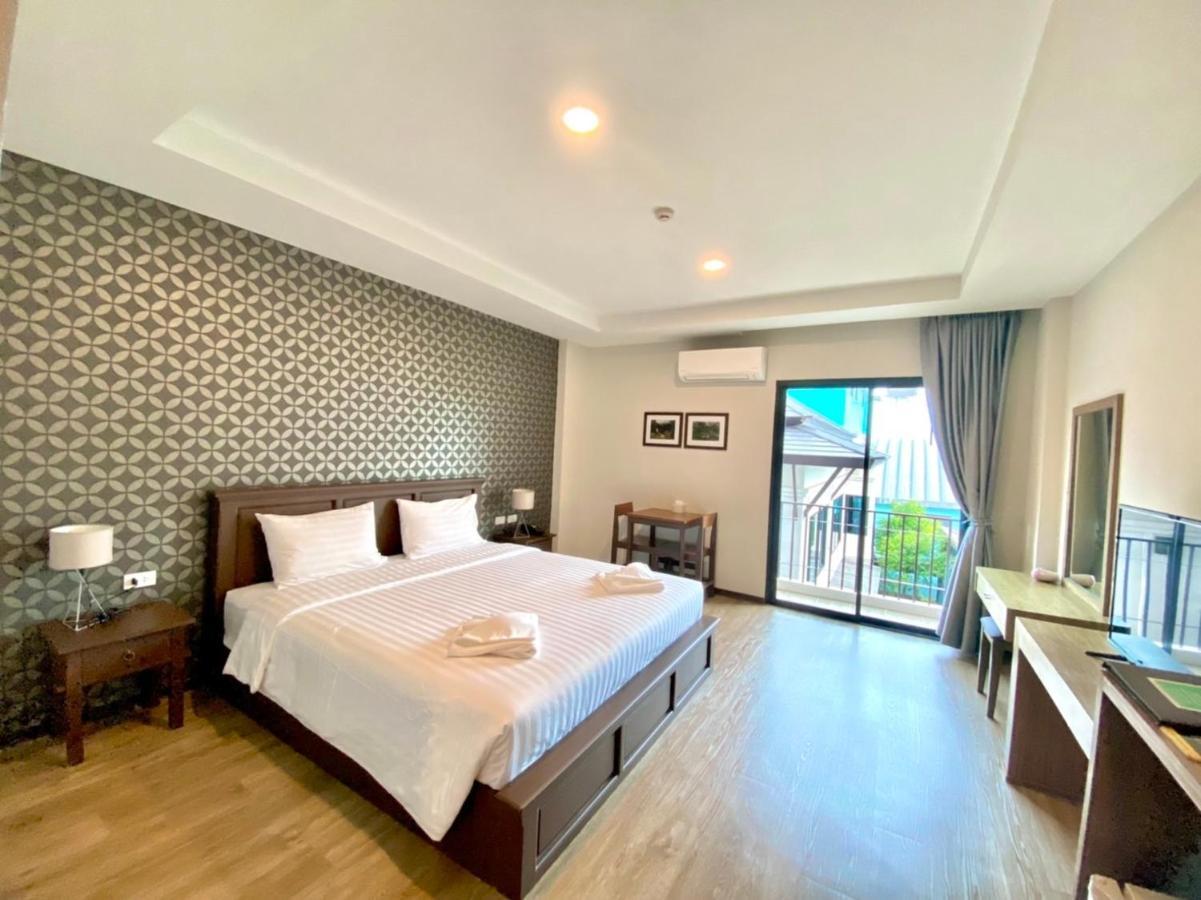J.P.Grand Hotel Trat Exterior photo