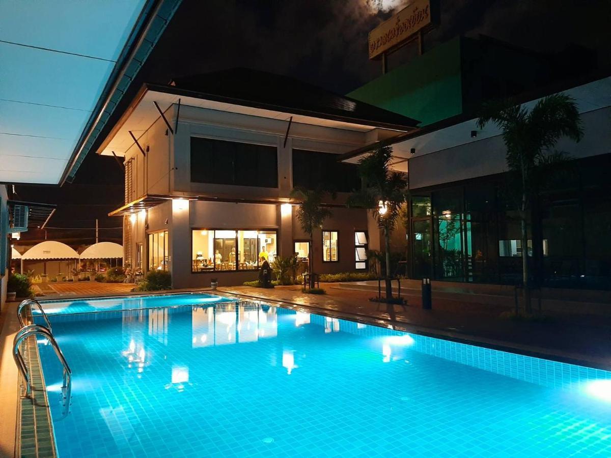 J.P.Grand Hotel Trat Exterior photo